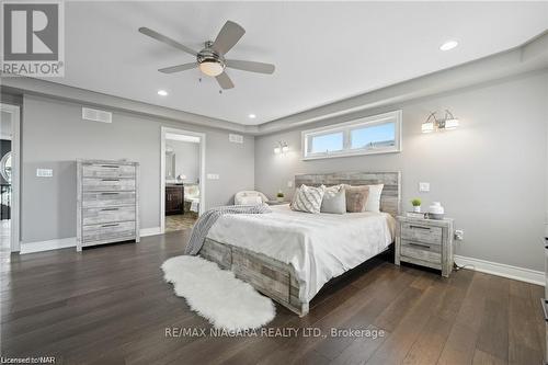 255 Colbeck Drive, Welland, ON - Indoor Photo Showing Bedroom