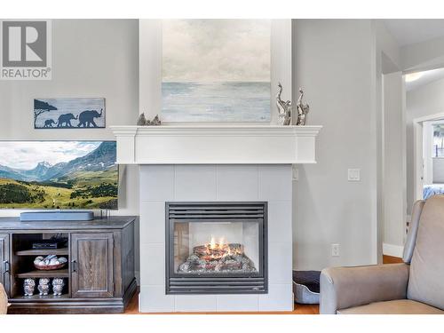 10395 Copperhill Lane, Lake Country, BC - Indoor Photo Showing Living Room With Fireplace