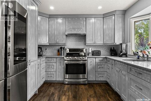 8123 Kestral Drive, Regina, SK - Indoor Photo Showing Kitchen