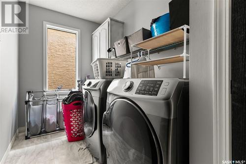 8123 Kestral Drive, Regina, SK - Indoor Photo Showing Laundry Room