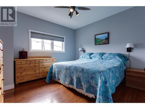 4450 Postill Drive Unit# 22, Kelowna, BC - Indoor Photo Showing Bedroom