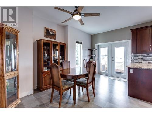 4450 Postill Drive Unit# 22, Kelowna, BC - Indoor Photo Showing Dining Room