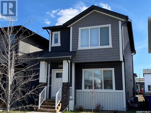 935 Brighton Gate, Saskatoon, SK - Outdoor