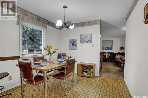 943 Hawthorne Crescent, Moose Jaw, SK - Indoor Photo Showing Dining Room