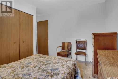 943 Hawthorne Crescent, Moose Jaw, SK - Indoor Photo Showing Bedroom