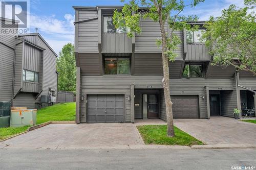 128 Quincy Drive, Regina, SK - Outdoor With Facade