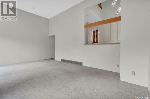 128 Quincy Drive, Regina, SK - Indoor Photo Showing Other Room