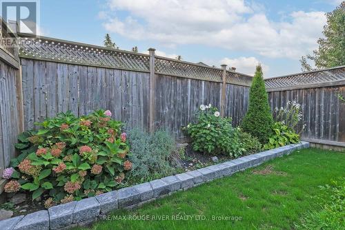 35 Presley Crescent, Whitby (Williamsburg), ON - Outdoor