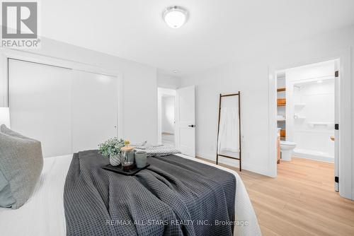 5 Ottawa Street, Scugog (Port Perry), ON - Indoor Photo Showing Bedroom