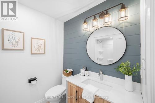 5 Ottawa Street, Scugog (Port Perry), ON - Indoor Photo Showing Bathroom