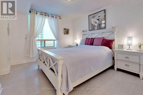 1806 - 8 Rean Drive, Toronto (Bayview Village), ON - Indoor Photo Showing Bedroom