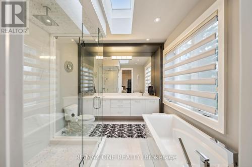 42B Otonabee Avenue, Toronto (Newtonbrook East), ON - Indoor Photo Showing Bathroom