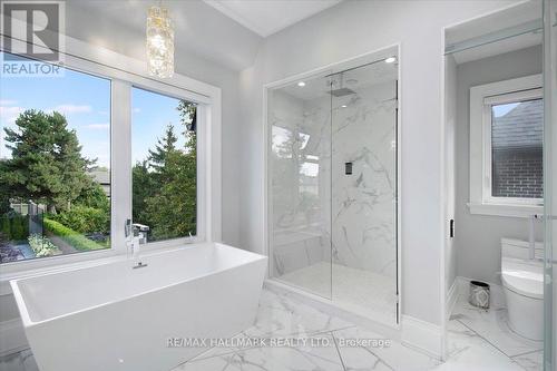 292 Dunforest Avenue, Toronto (Willowdale East), ON - Indoor Photo Showing Bathroom