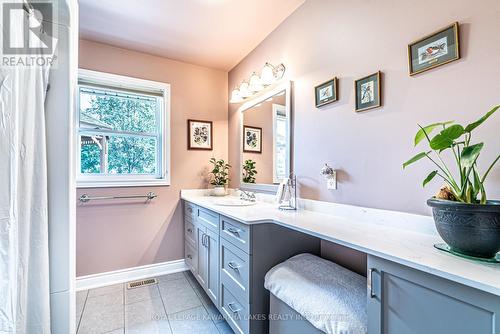 5 Selena Street, Kawartha Lakes (Lindsay), ON - Indoor Photo Showing Bathroom