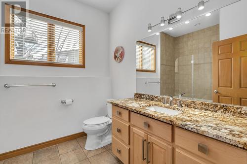 20911 Garnet Valley Road, Summerland, BC - Indoor Photo Showing Bathroom