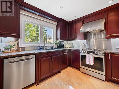 110 Summerdale Drive, Markham (Thornlea), ON - Indoor Photo Showing Kitchen With Stainless Steel Kitchen