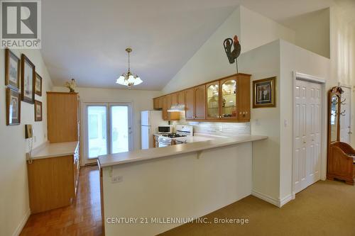 5 Shannon Court, Collingwood, ON - Indoor Photo Showing Kitchen