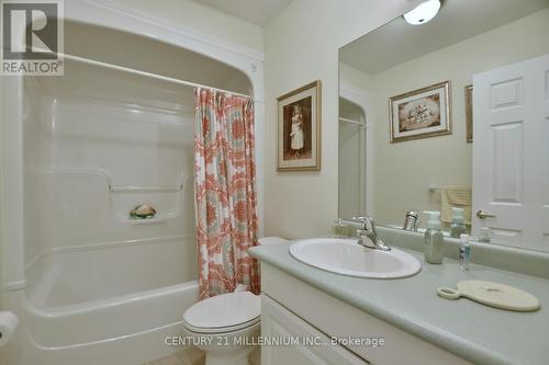 5 Shannon Court, Collingwood, ON - Indoor Photo Showing Bathroom