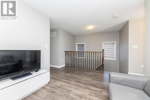 41 Phyllis Drive, Caledon, ON - Indoor Photo Showing Living Room