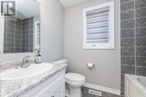 41 Phyllis Drive, Caledon, ON - Indoor Photo Showing Bathroom