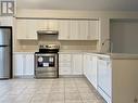 33 - 3050 Erin Centre Boulevard, Mississauga, ON  - Indoor Photo Showing Kitchen With Stainless Steel Kitchen 