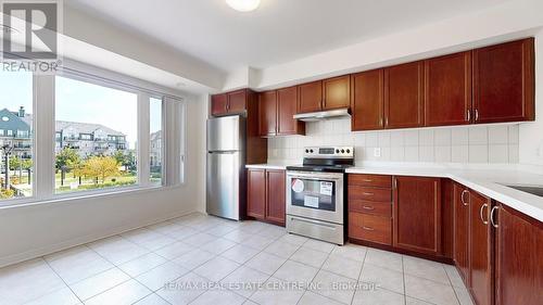 33 - 3050 Erin Centre Boulevard, Mississauga, ON - Indoor Photo Showing Kitchen With Stainless Steel Kitchen