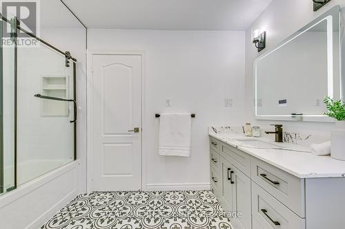 1299 Bayshire Drive, Oakville (Iroquois Ridge North), ON - Indoor Photo Showing Bathroom