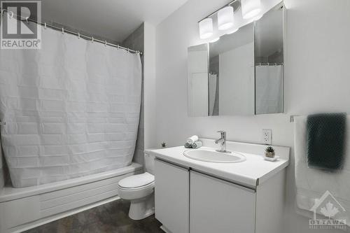 960 Teron Road Unit#108, Ottawa, ON - Indoor Photo Showing Bathroom