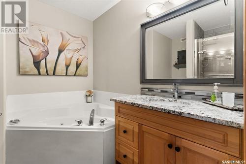 44 Fernwood Street, White City, SK - Indoor Photo Showing Bathroom