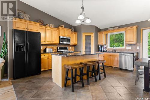 44 Fernwood Street, White City, SK - Indoor Photo Showing Kitchen