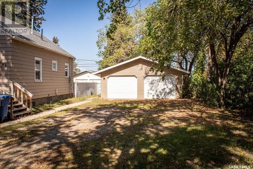 208 Stovel Avenue E, Melfort, SK - Outdoor