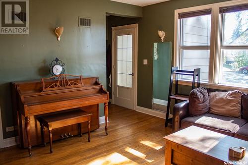 208 Stovel Avenue E, Melfort, SK - Indoor Photo Showing Living Room