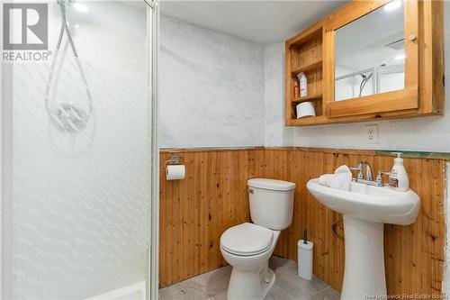 186 Downsview Drive, Saint John, NB - Indoor Photo Showing Bathroom