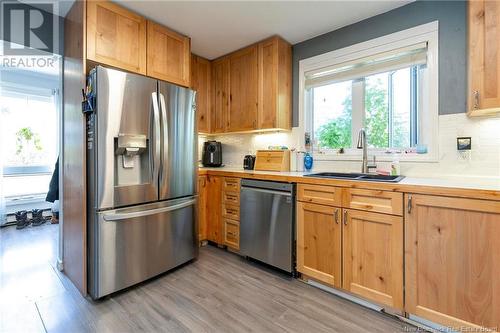 186 Downsview Drive, Saint John, NB - Indoor Photo Showing Kitchen With Double Sink