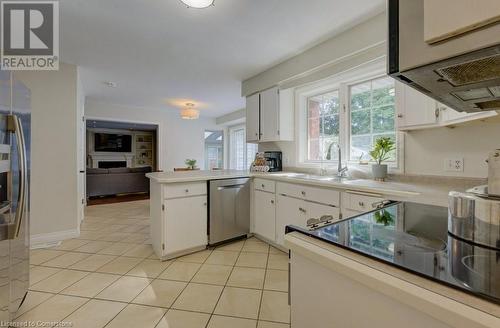 617 Rosebriar Court, Waterloo, ON - Indoor Photo Showing Kitchen