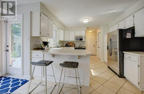 617 Rosebriar Court, Waterloo, ON - Indoor Photo Showing Kitchen