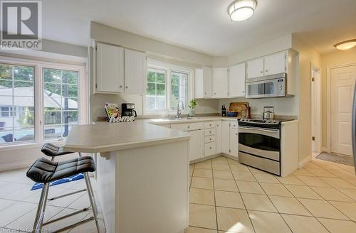 617 Rosebriar Court, Waterloo, ON - Indoor Photo Showing Kitchen