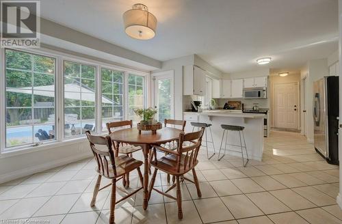 617 Rosebriar Court, Waterloo, ON - Indoor Photo Showing Dining Room