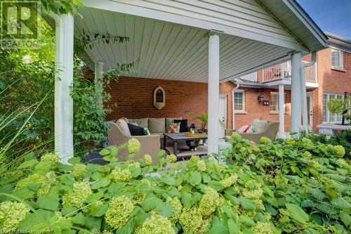 617 Rosebriar Court, Waterloo, ON - Outdoor