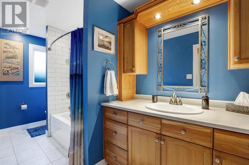 132 Fennell Crescent, Cornwall, ON - Indoor Photo Showing Bathroom