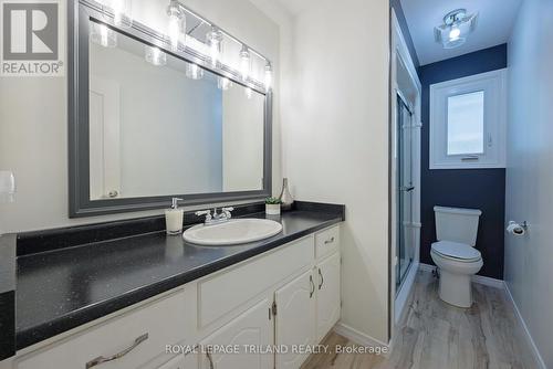 35 Bonnie Place, St. Thomas, ON - Indoor Photo Showing Bathroom