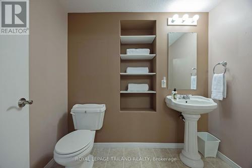 35 Bonnie Place, St. Thomas, ON - Indoor Photo Showing Bathroom