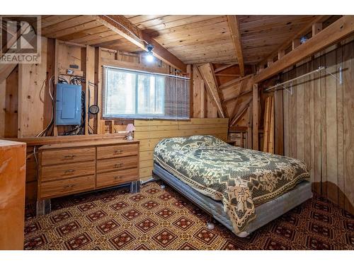 6602  3A Highway, Nelson, BC - Indoor Photo Showing Bedroom