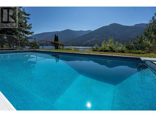 6602  3A Highway, Nelson, BC - Outdoor With In Ground Pool With Backyard