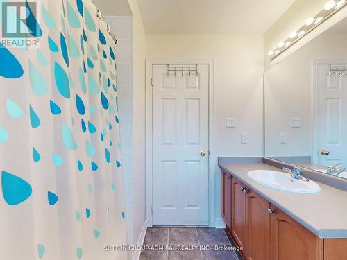 13 Fallgate Drive, Brampton, ON - Indoor Photo Showing Bathroom