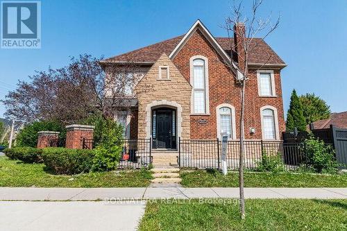 4991 Middlesex Gate, Mississauga (Churchill Meadows), ON - Outdoor