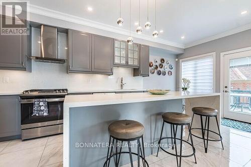 4991 Middlesex Gate, Mississauga (Churchill Meadows), ON - Indoor Photo Showing Kitchen With Upgraded Kitchen