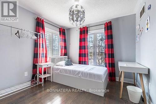 4991 Middlesex Gate, Mississauga (Churchill Meadows), ON - Indoor Photo Showing Bedroom