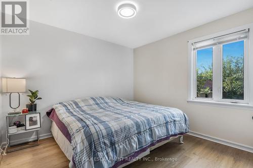 280 Montrose Avenue, Hamilton, ON - Indoor Photo Showing Bedroom