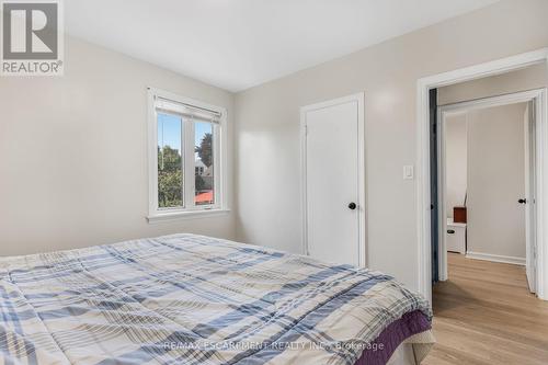 280 Montrose Avenue, Hamilton, ON - Indoor Photo Showing Bedroom